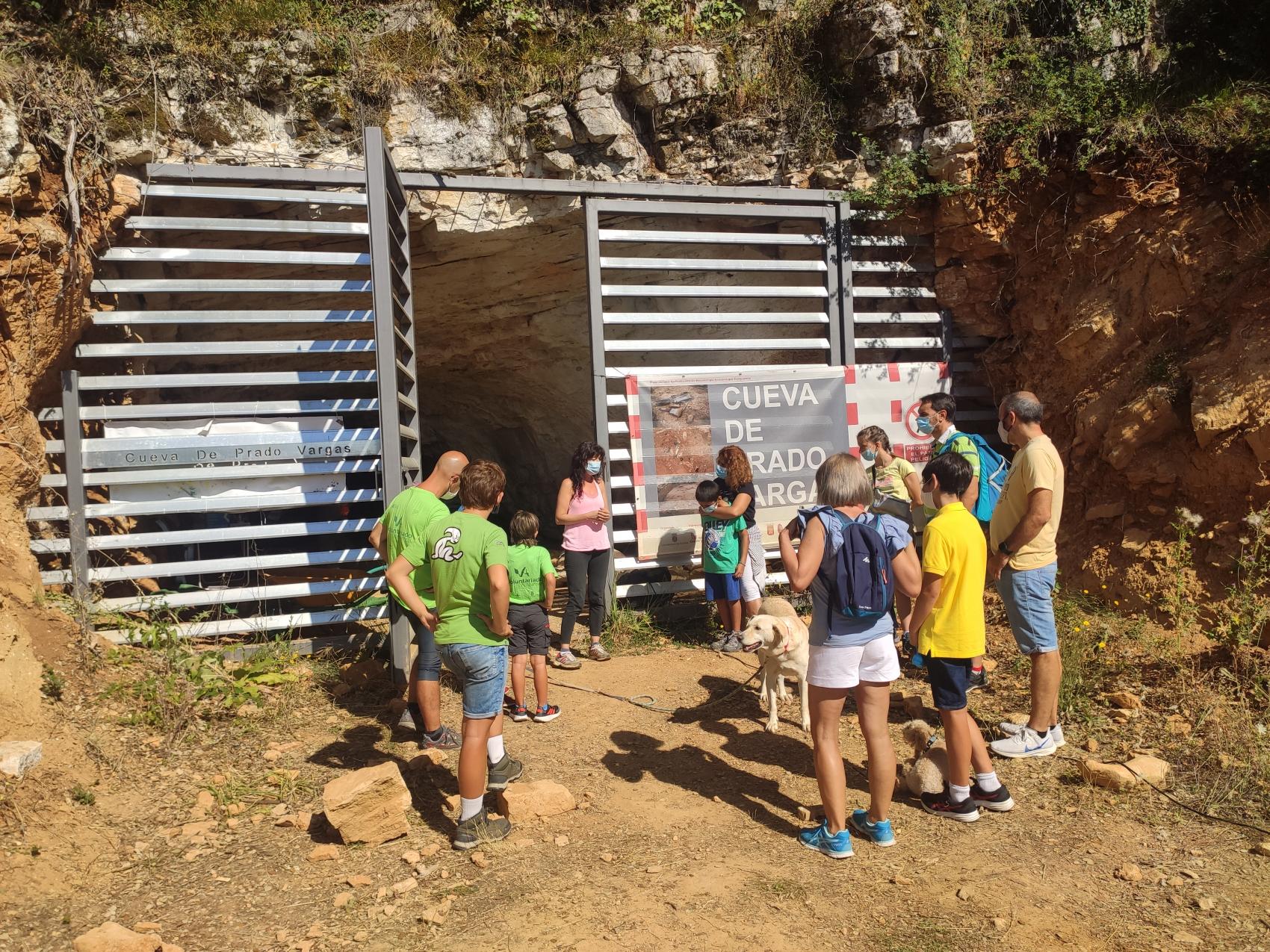 Jornada puertas abiertas cueva prado vargas