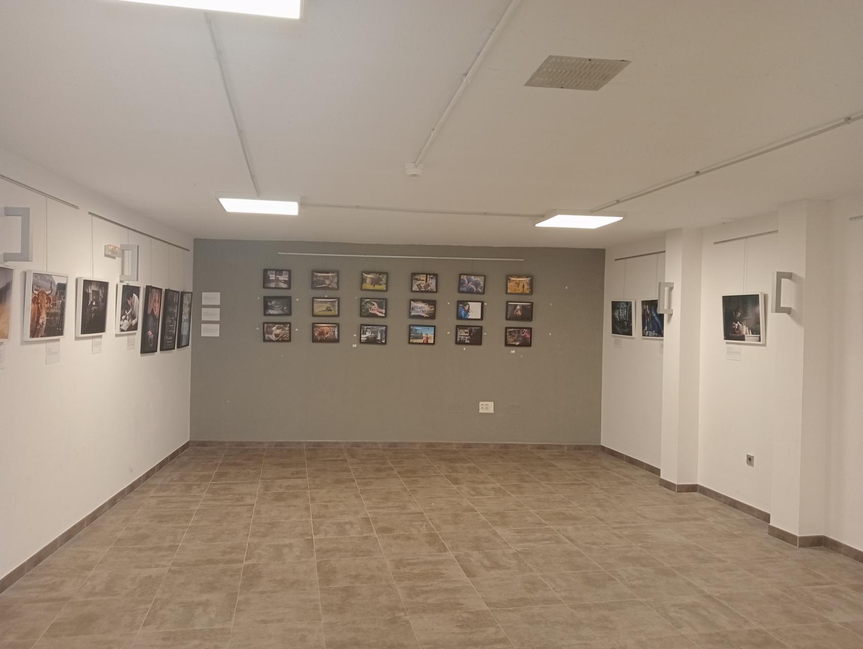 Exposición fotográfica "heroícas" mujer y mundo rural