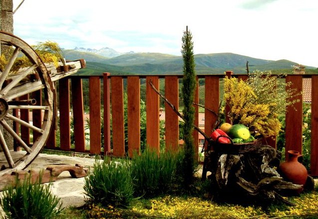 Hotel Rural Cuarto de Milla - Hoyos del Espino (Oferta especial para Musicos en la Naturaleza)